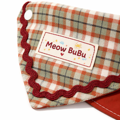 Caramel Maple Bibs - Classic Triangle